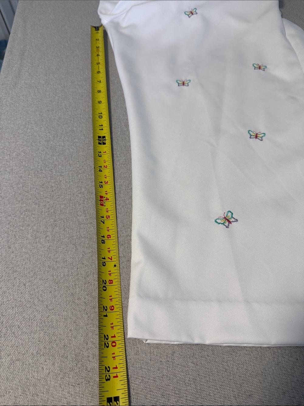 Alfred Dunner White Crop Pants with  Colorful Butterfly Embroidery SZ14 - Picture 10 of 14